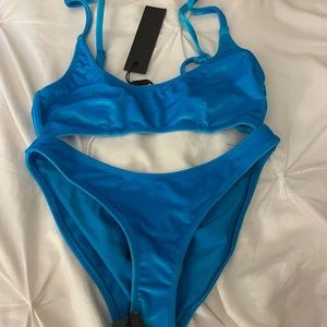 NWT mica triangl bikini!